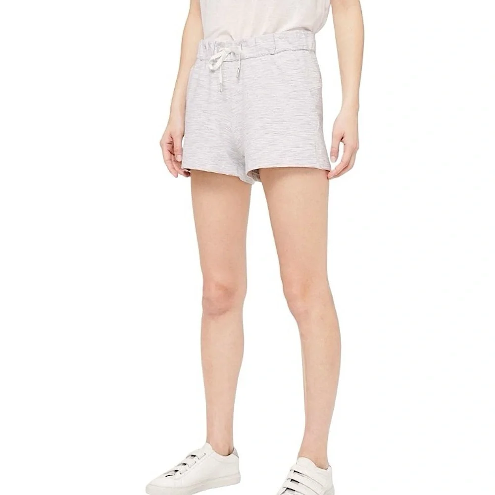 EUC Lululemon On The Fly Short *2.5